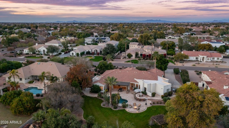 2731 E Capricorn Pl Exterior Photos-16