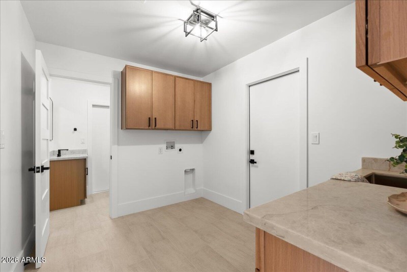 30-DesertSkyREM - 1106 N