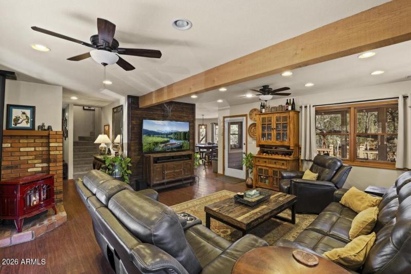 Great Room-Tan House