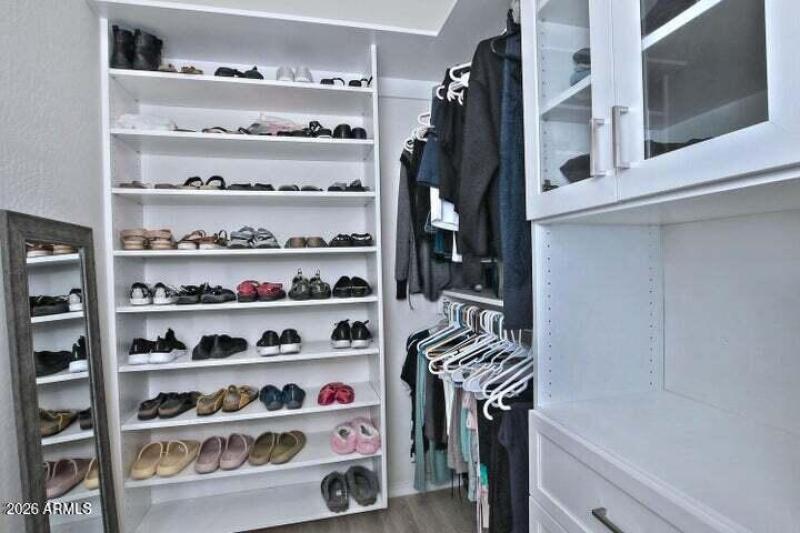 Closet organizer