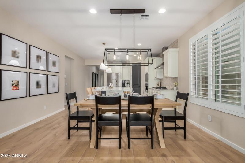 Gorgeous DIning Room