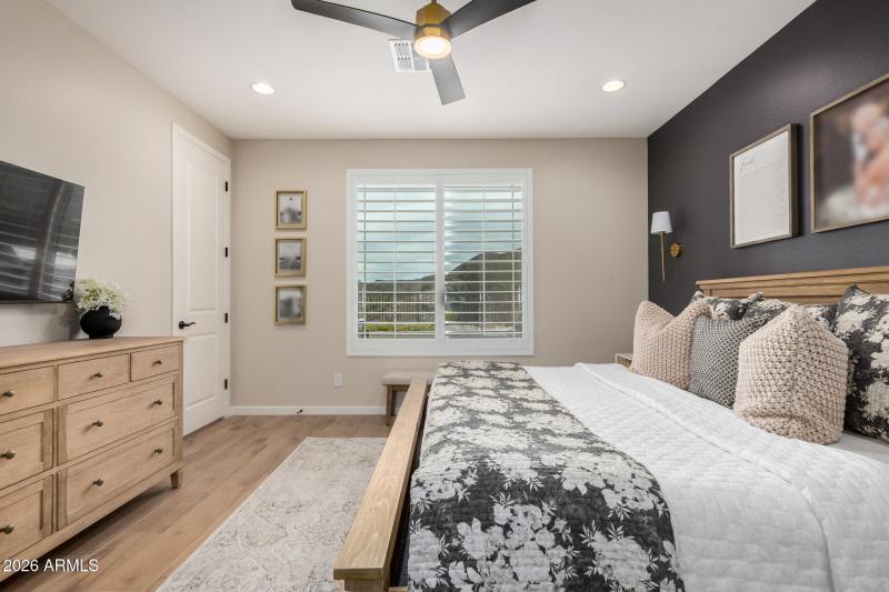 Mountain View Primary Bedroom