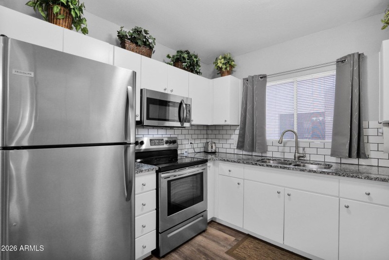 14-web-or-mls-P1245672