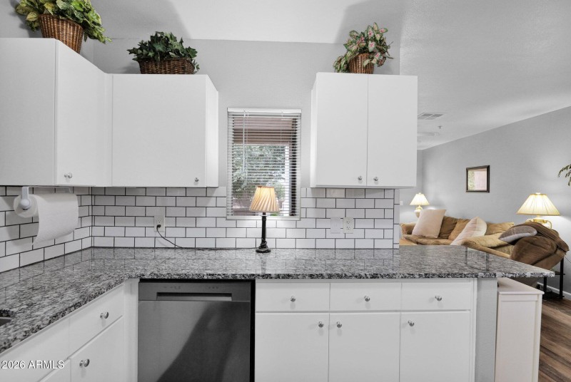 15-web-or-mls-P1245674