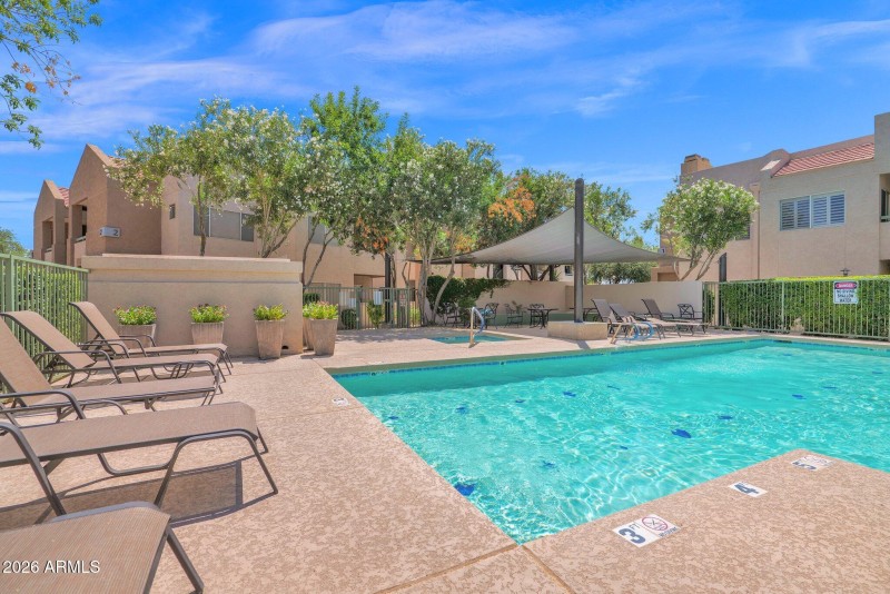 32-web-or-mls-P1245696