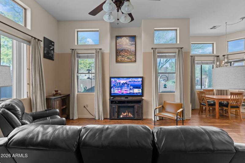 8-web-or-mls-DSC08304