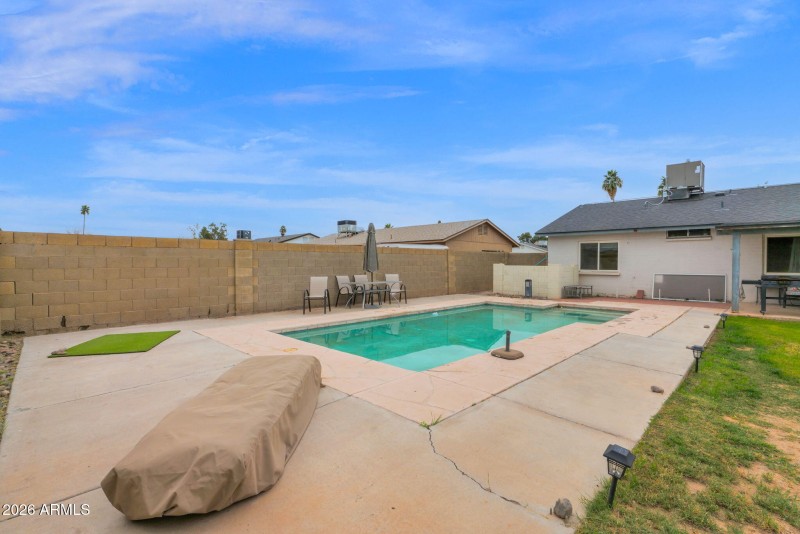 25-web-or-mls-P1426609