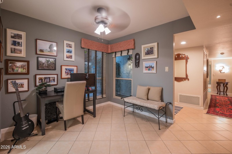 breakfast room or office 2