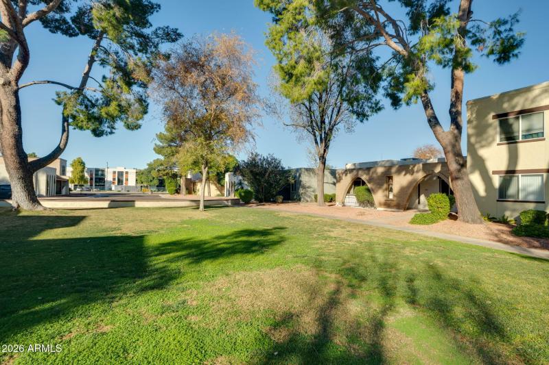 9-web-or-mls-Exterior-9