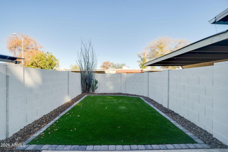 42-web-or-mls-Exterior-18