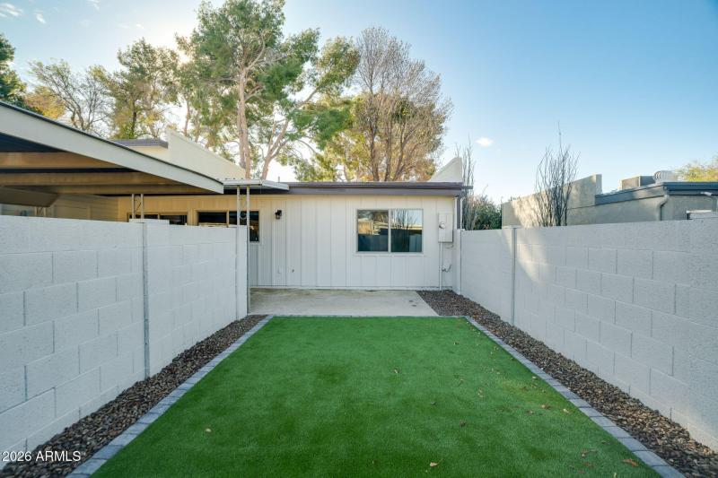 44-web-or-mls-Exterior-20