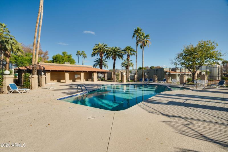 51-web-or-mls-Exterior-27