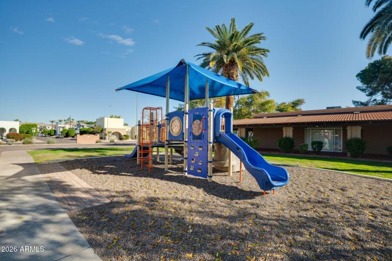 58-web-or-mls-Exterior-34