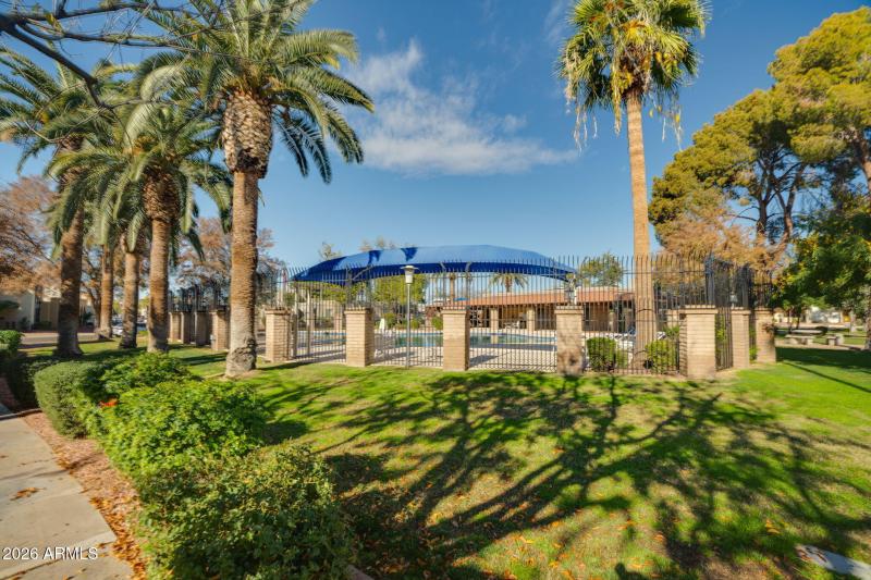 68-web-or-mls-Exterior-44