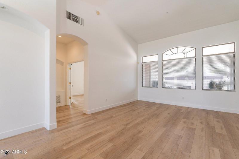 11-web-or-mls-55th-HD-11