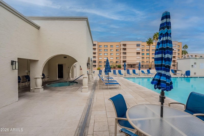 49-print-Camelback-49