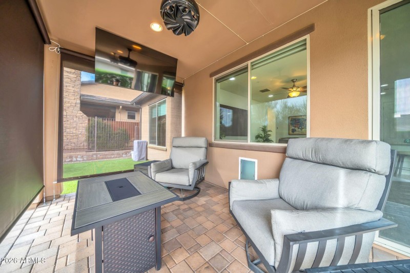 Custom Screens & New Misters