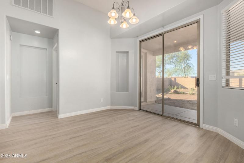 3230 S 74TH Lane, Phoenix, AZ - Pantry