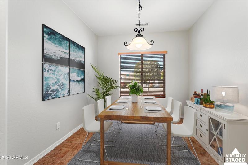 18-Dining Room - Staged