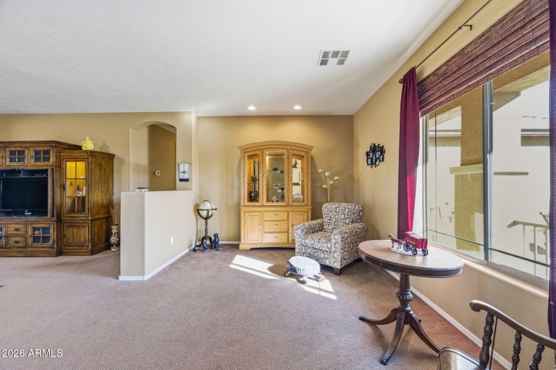 10-web-or-mls-45558 W Mountain View Rd-1