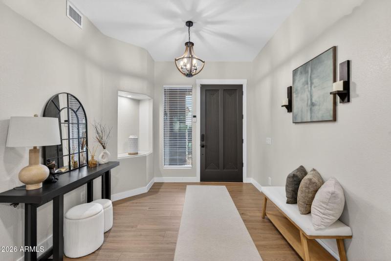 4-web-or-mls-40-E Smokehouse Trail