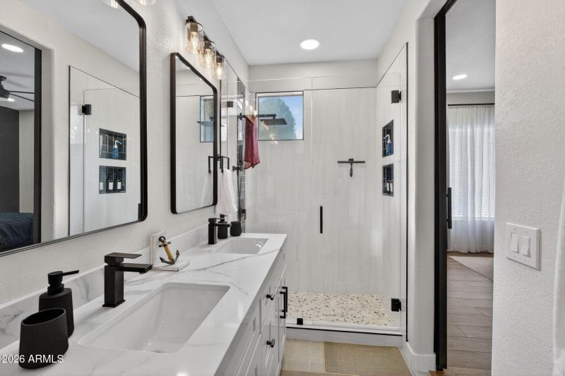 46-web-or-mls-19-E Smokehouse Trail