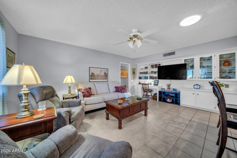 9330 W Manzanita Dr-5_(2048)