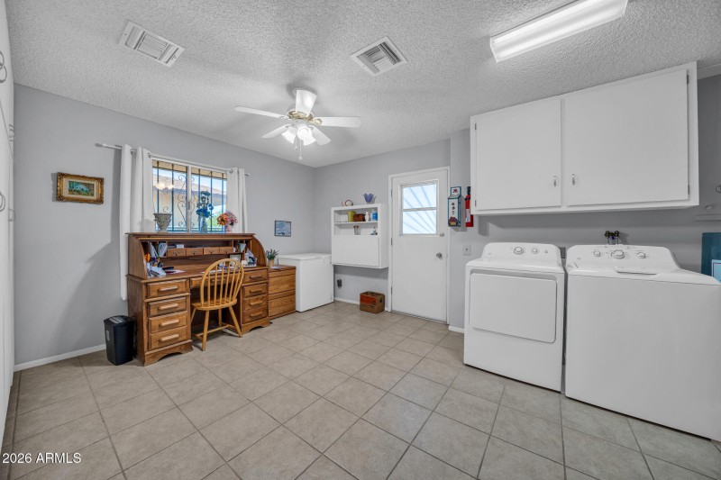 9330 W Manzanita Dr-25_(2048)