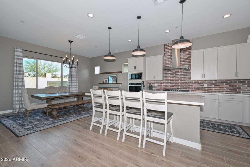 Kitchen-Breakfast Room