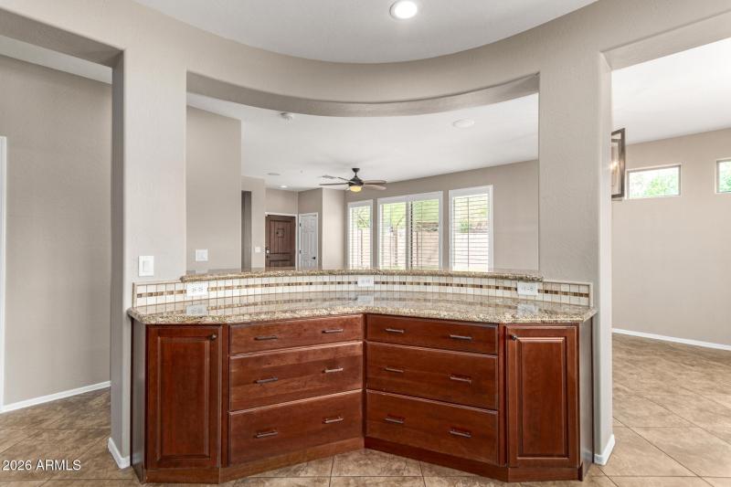 2361 W TURTLE HILL CT