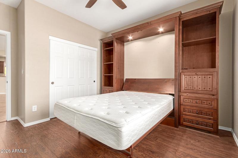 2361 W TURTLE HILL CT