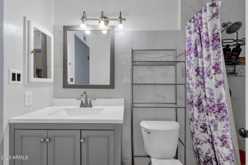 19-web-or-mls-2714-w-ellis-dr