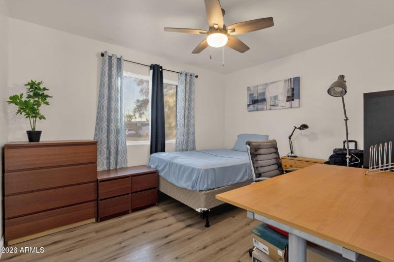 20-web-or-mls-2714-w-ellis-dr