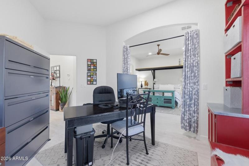 Office/Sitting room off Main Bedroom