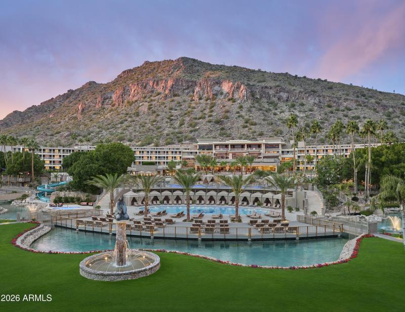 Phoenician Casita Lawn