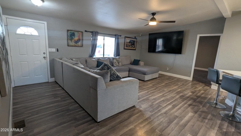 PXL_20260106_235241641