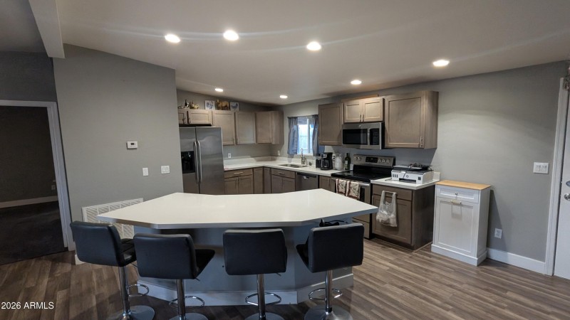 PXL_20260106_235247474