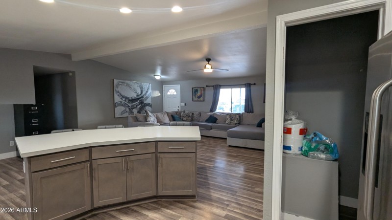 PXL_20260106_235531998