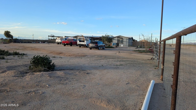 PXL_20260106_234707493