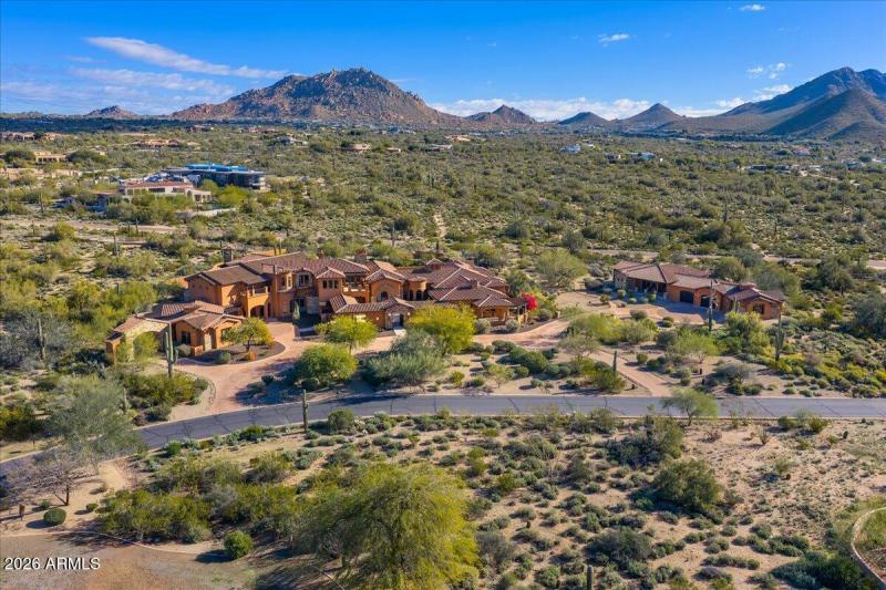 5CE302D5-5CCE-4F7E-9427-A6B0161D4F88