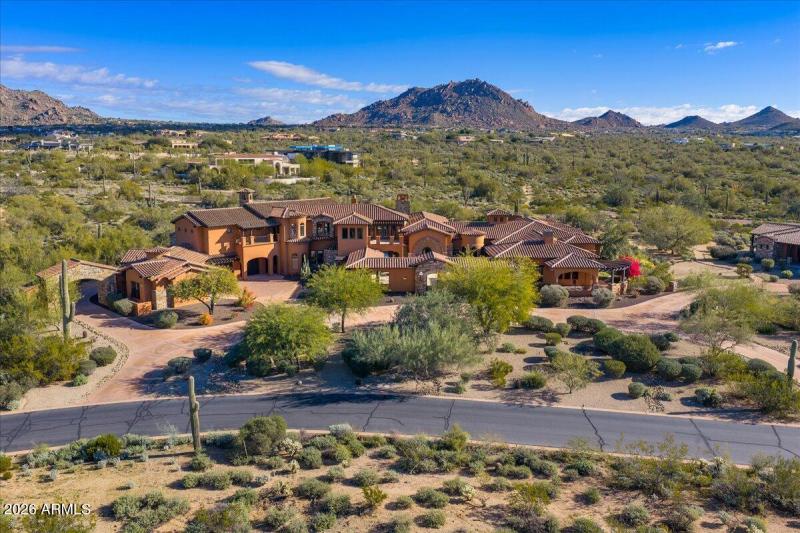 7A61E79B-93BF-4017-BC1F-E810E53F6930