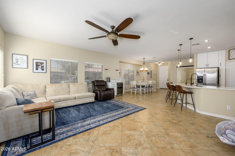 4-web-or-mls-Kimberlee-12