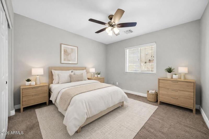 16219 W Yucatan Dr-11