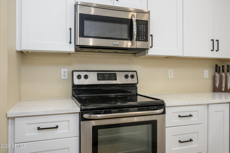 9-web-or-mls-Kimberlee-17