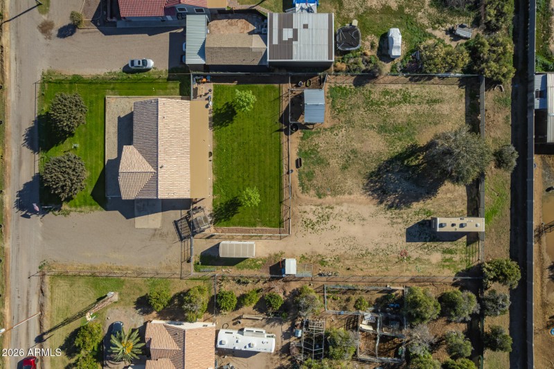 04 - Sunnydale Drone