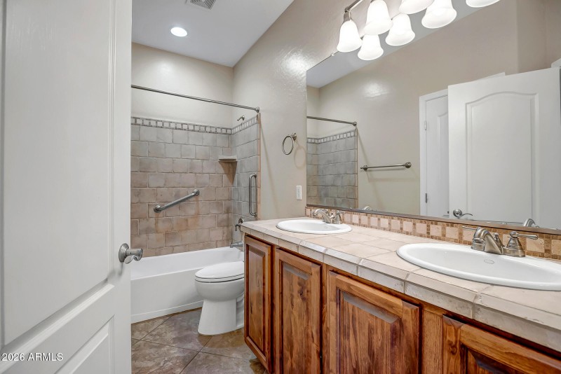 2nd Bathroom