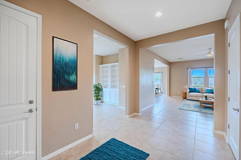 DSC08659-HDR - Living Room - VS