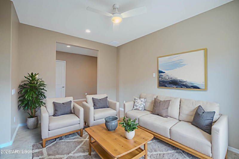 DSC08671-HDR_STUDY_DEN VS