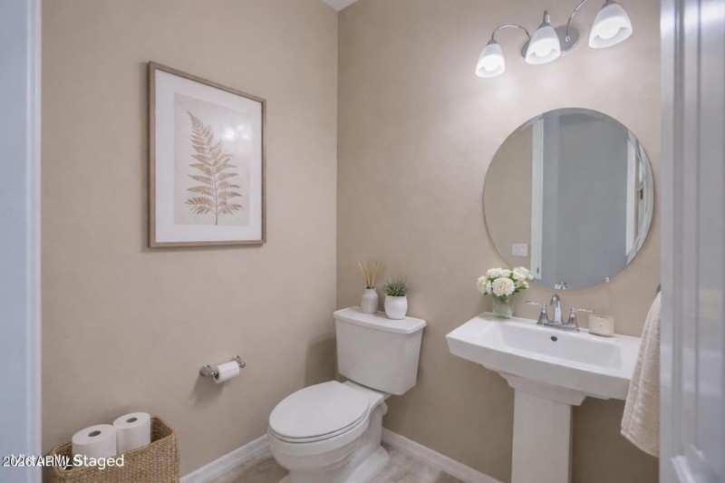 DSC08745-HDR_Powder Rm_VS