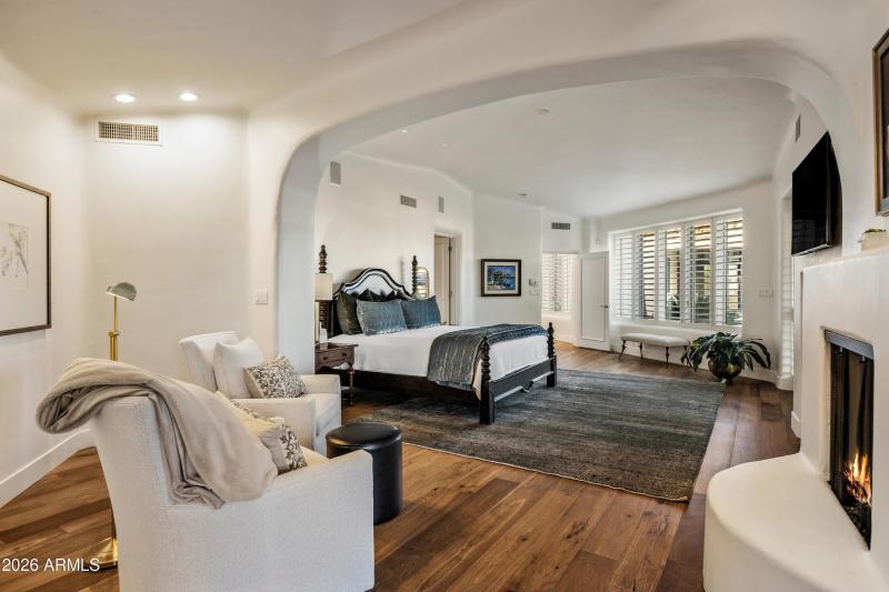 Spacious Primary Retreat